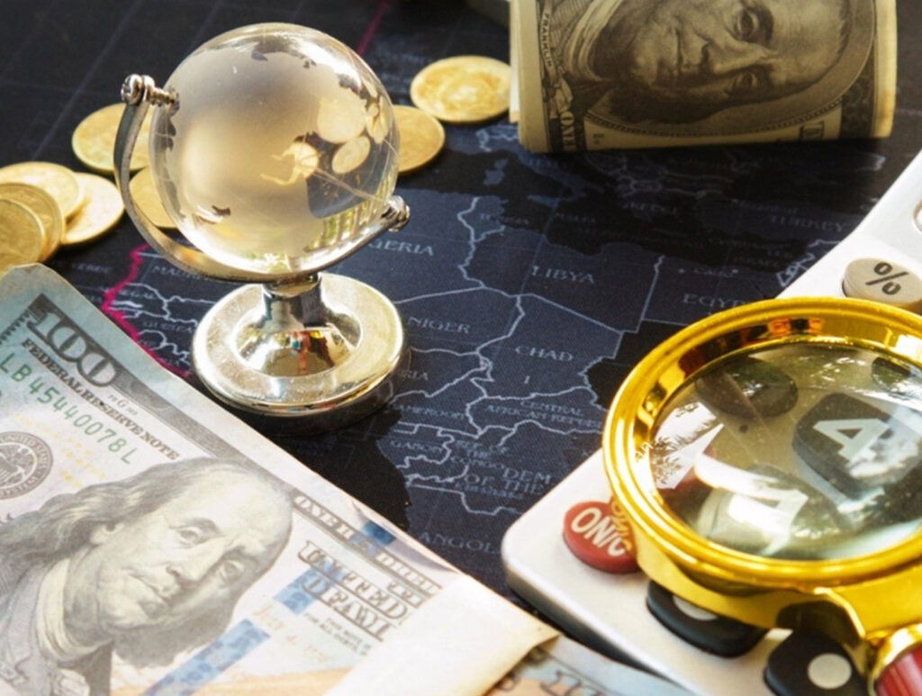 FX Moves: Dollar Volatility Drives Currencies as Policy Divergence and Geopolitics Collide 