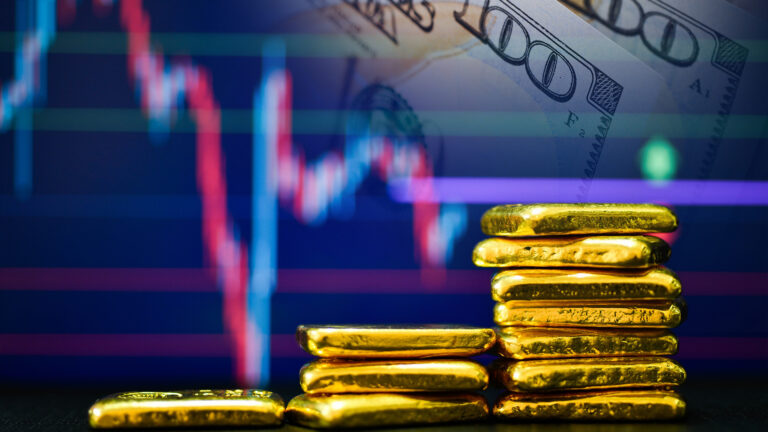 When Safe Havens and Risk Assets Collide: The Correlation Between Gold, the S&P 500, and US Treasuries
