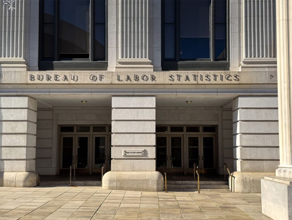 US Job Market Defies Expectations: A January Comeback
