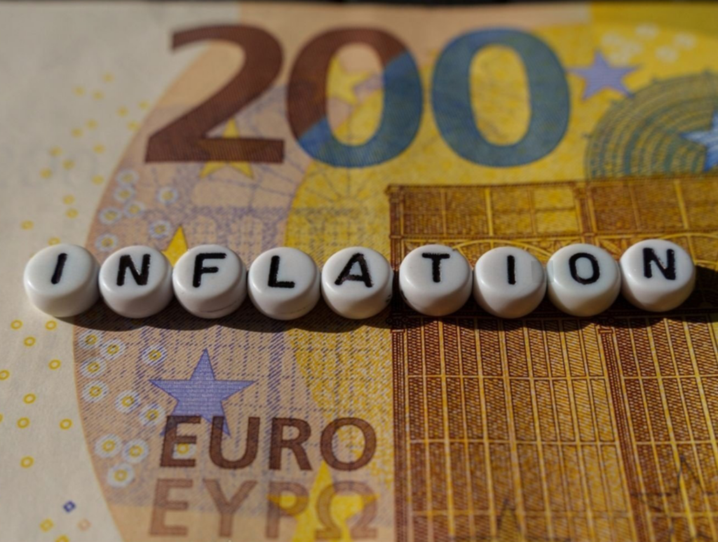 Macro Uncertainty Keeps the ECB in Wait-and-See Mode