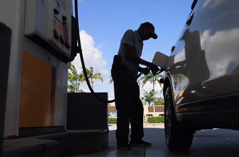US Inflation Cools Slightly in July, Easing Pressure on the Fed