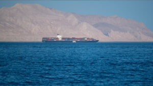 Iran Signals Hormuz Could Reopen Within a Week as Oil Falls